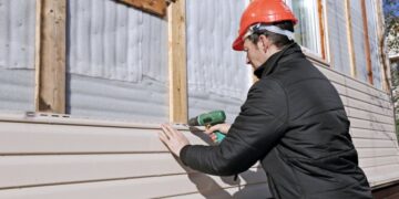 Milwaukee Siding Contractors [#1 Rated Online] - Vinyl, Wood, Metal ...